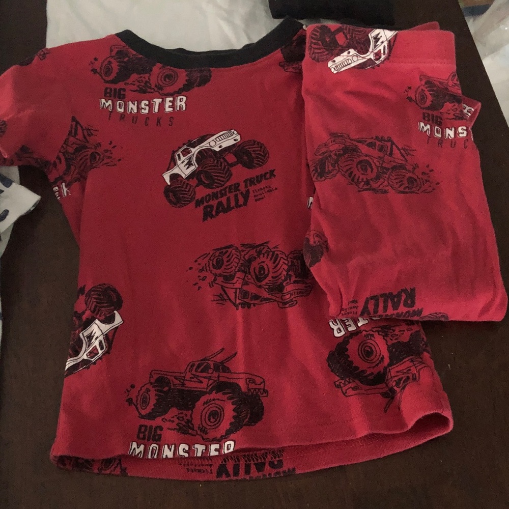 🏋️♂️ Dinosaur & Monster Truck Pj Set - Picture 3 of 6